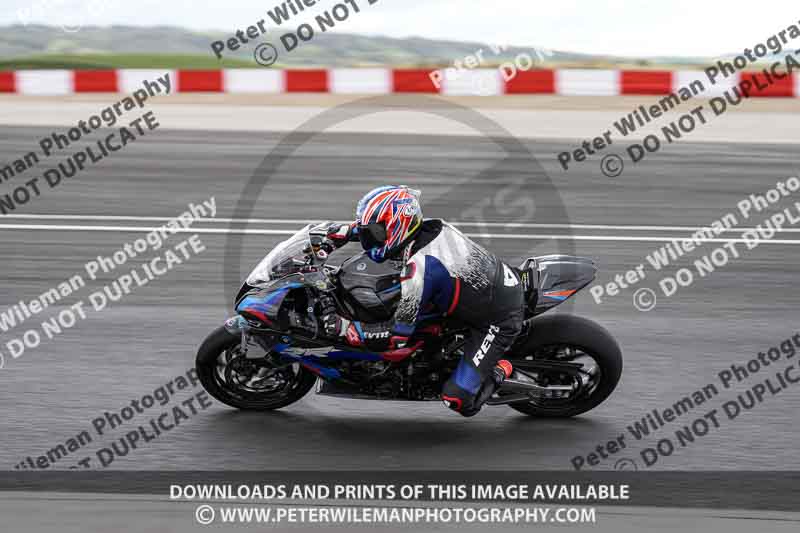 cadwell no limits trackday;cadwell park;cadwell park photographs;cadwell trackday photographs;enduro digital images;event digital images;eventdigitalimages;navarra;no limits trackdays;peter wileman photography;racing digital images;trackday digital images;trackday photos